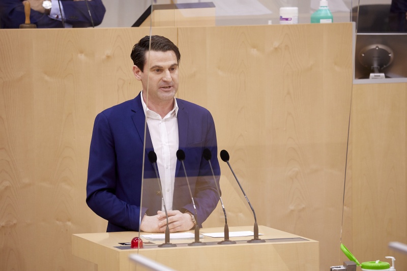 Am Rednerpult Nationalratsabgeordneter Christoph Zarits (ÖVP)