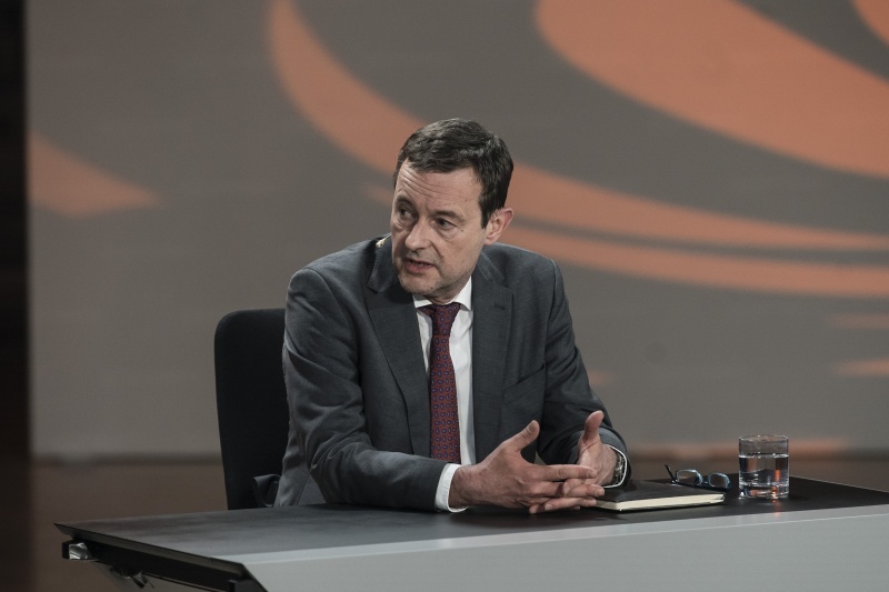 Am Podium: Nationalratsabgeordneter Georg Bürstmayr (GRÜNE)