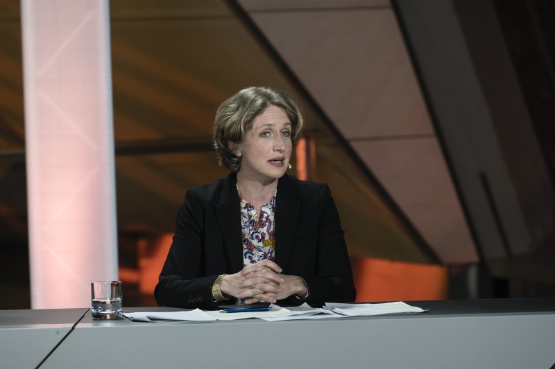 Am Podium: Nationalratsabgeordnete Stephanie Krisper (NEOS)