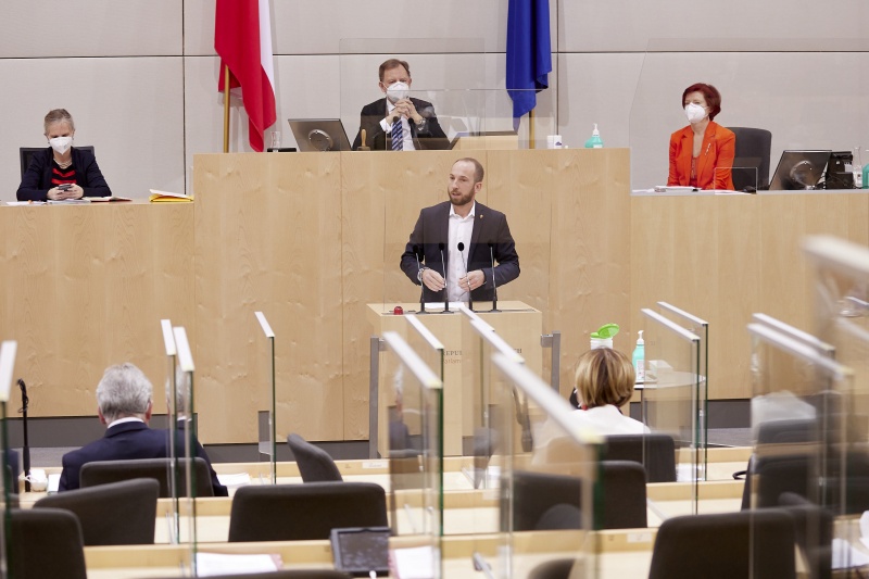 Am Rednerpult Bundesrat David Egger (SPÖ)