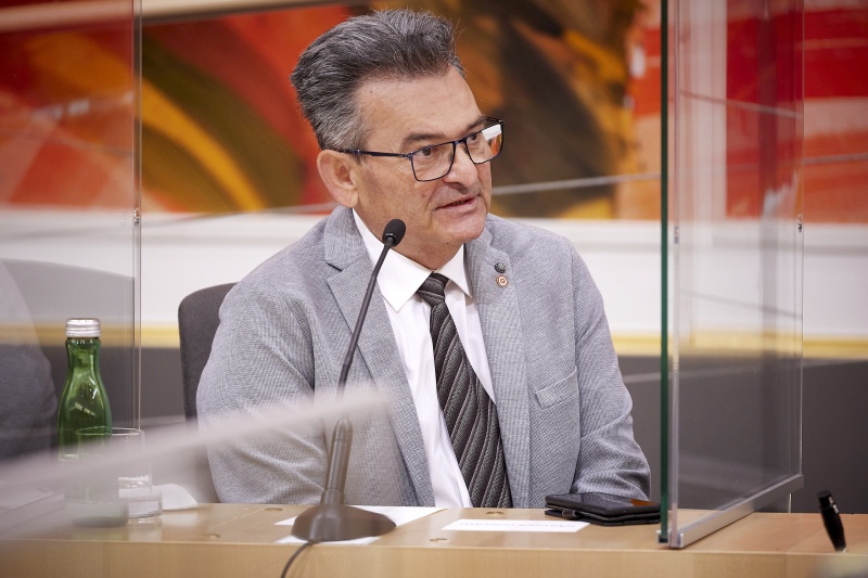 Vorsitzender des Volksgruppenbeirats der Roma Emmerich Gärtner-Horvath