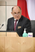 Nationalratspräsident Wolfgang Sobotka (ÖVP) bei der Eröffnung der Sitzung