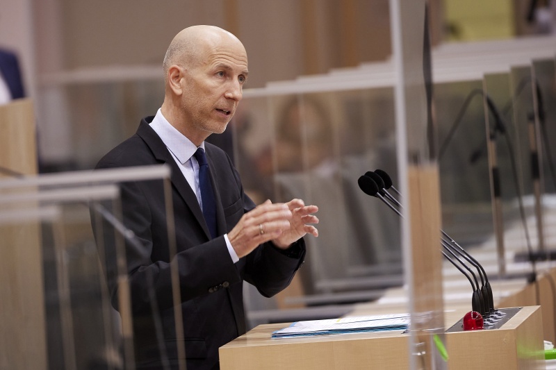 Antwort von Arbeitsministerin Martin Kocher
