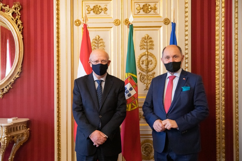 Von  rechts Nationalratspräsident Wolfgang Sobotka, Außenminister Augusto Santos Silva