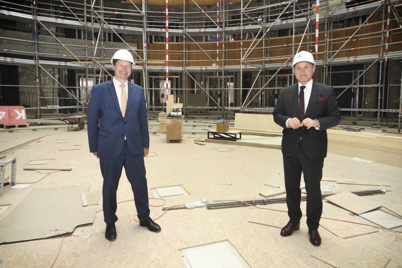 Von links: Vertreter der Europäischen Kommission Martin Selmayr, Nationalratspräsident Wolfgang Sobotka (ÖVP)