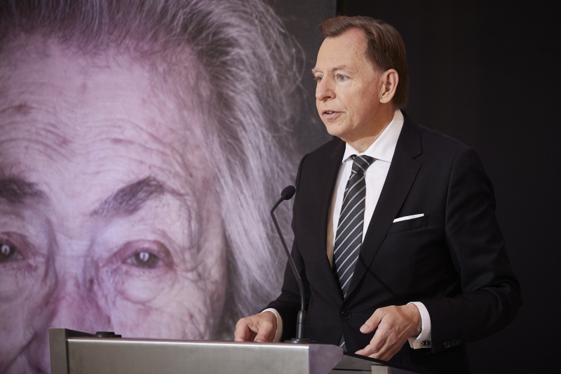 Begrüßung durch Bundesratspräsident Christian Buchmann (ÖVP)