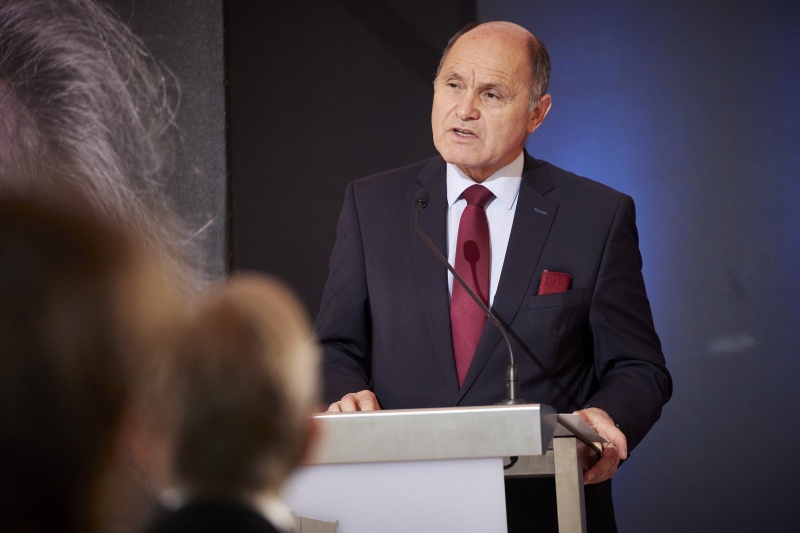 Worte zum Gedenken durch Nationalratspräsident Wolfgang Sobotka (ÖVP)