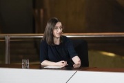 Am Podium: Nationalratsabgeordnete Julia Herr (SPÖ)