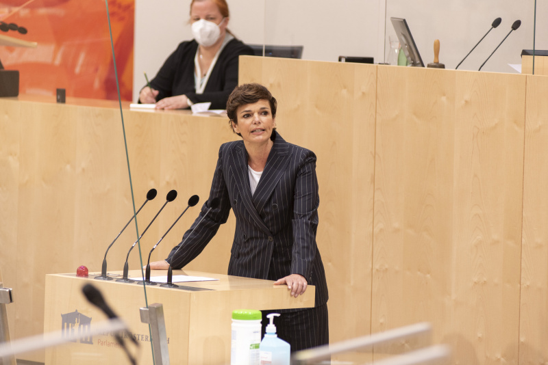 Klubobfrau Pamela Rendi-Wagner (SPÖ) am Rednerpult