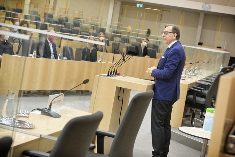 Begrüßungsworte durch Bundesratspräsident Christian Buchmann (ÖVP)
