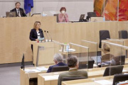 Am Rednerpult  Bundesrätin Johanna Miesenberger (ÖVP)