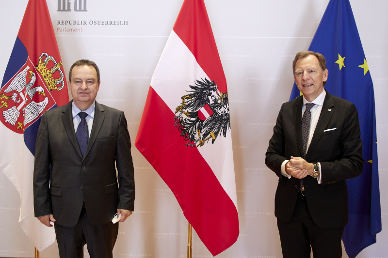 Von rechts: Bundesratspräsident Christian Buchmann (ÖVP), Serbische Parlamentspräsident Ivica Dačić