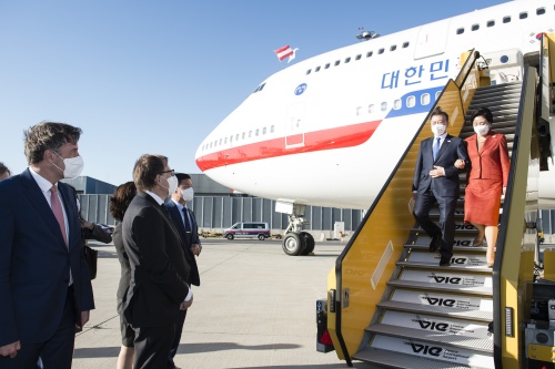 Bundesratspräsident Christian Buchmann (ÖVP) empfängt den Präsidenten der Republik Korea Moon Jae-in und I.E. Frau Kim Jung-sook