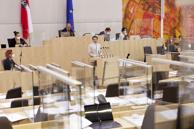 Am Rednerpult Nationalratsabgeordneter Christoph Zarits (ÖVP)