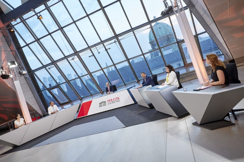 Von links: Nationalratsabgeordnete Barbara Neßler (GRÜNE), Nationalratsabgeordneter Gabriel Obernosterer (ÖVP), Gerald Groß, Nationalratsabgeordneter Gerald Hauser (FPÖ), Nationalratsabgeordnete Melanie Erasim (SPÖ), Nationalratsabgeordnete Fiona Fiedler (NEOS)