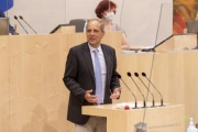 Bundesrat Johannes Hübner (FPÖ) am Wort