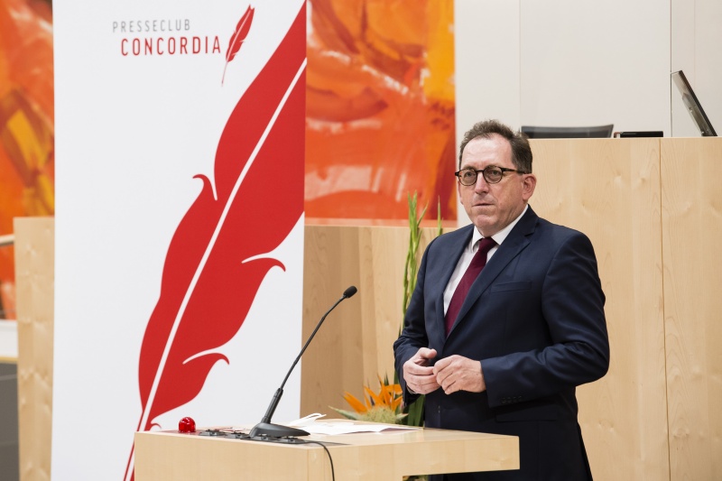 Am Rednerpult: Präsident des Presseclub Concordia Andreas Koller