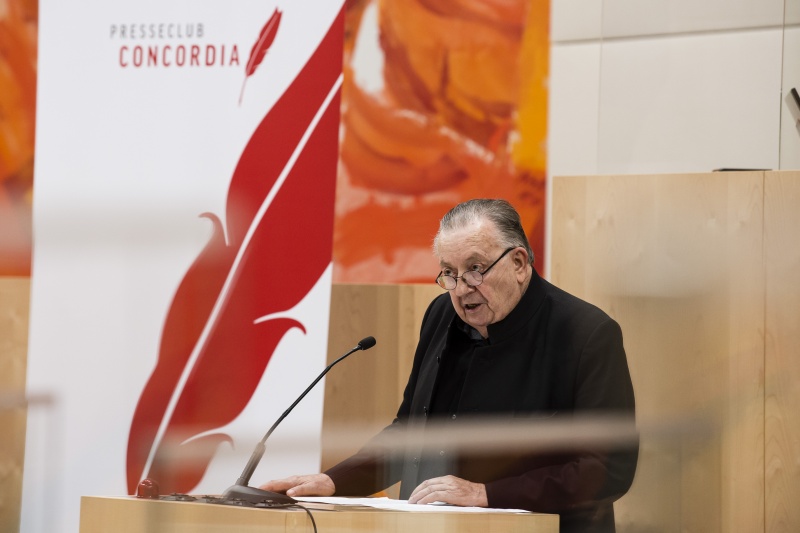 Am Rednerpult: Laudator Georg Hoffmann-Ostenhof