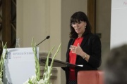 Am Rednerpult: WKÖ Vizepräsidentin Martha Schultz