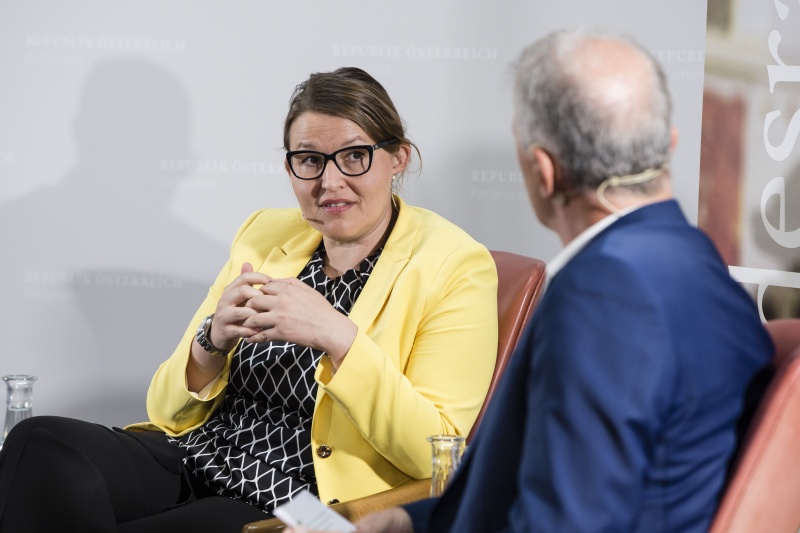 Am Podium: Christina Mutenthaler