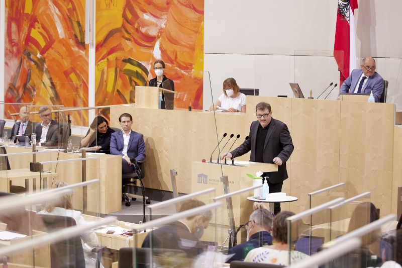 Am Rednerpult Nationalratsabgeordneter Markus Koza (GRÜNE)