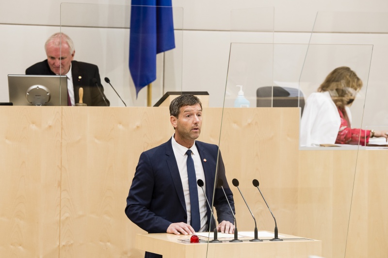 Am Rednerpult: Bundesrat Thomas Schererbauer (FPÖ)