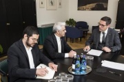 Aussprache. Von rechts: Bundesratspräsident Peter Raggl (ÖVP),  iranischer Botschafter Abbas Bagherpour Ardekani, Delegationsmitglied