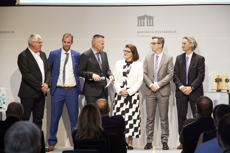 Von links: Gerhard Kubiczek Erste Hilfe AG, Stefan Koloszar Koloszar Medizintechnik, Markus Voglauer ORF Journalist, Alexandra Tanda Medi Trans,  Michael Grabner Laerdal, Christoph Stepper Dlouhy