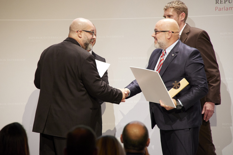 Übergabe Camillo Award an Michael Gruber ASBÖ Linz