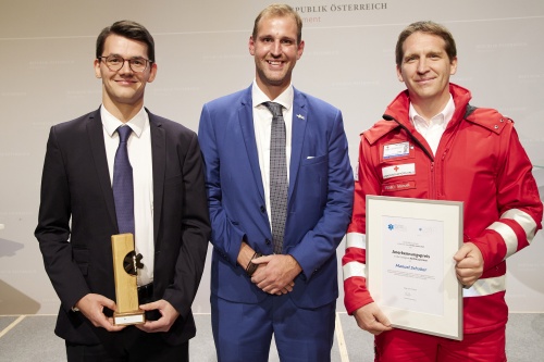 Preisträger, von links: Armin Laiminger Rotes Kreuz Tirol, Stefan Koloszar Koloszar Medizintechnik, Manuel Schaber ÖRK Innsbruck