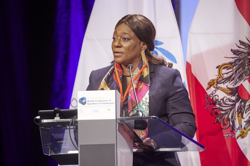 Speaker Ms. Yawa Tsegan (Togo) presents Report from Panel 4 - Closing session