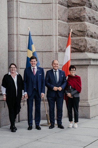 Besuch des Riksdags. Von rechts: Nationalratspräsident Wolfgang Sobotka (V) mit Gattin, Präsident des Riksdags Andreas Norlén mit Gattin