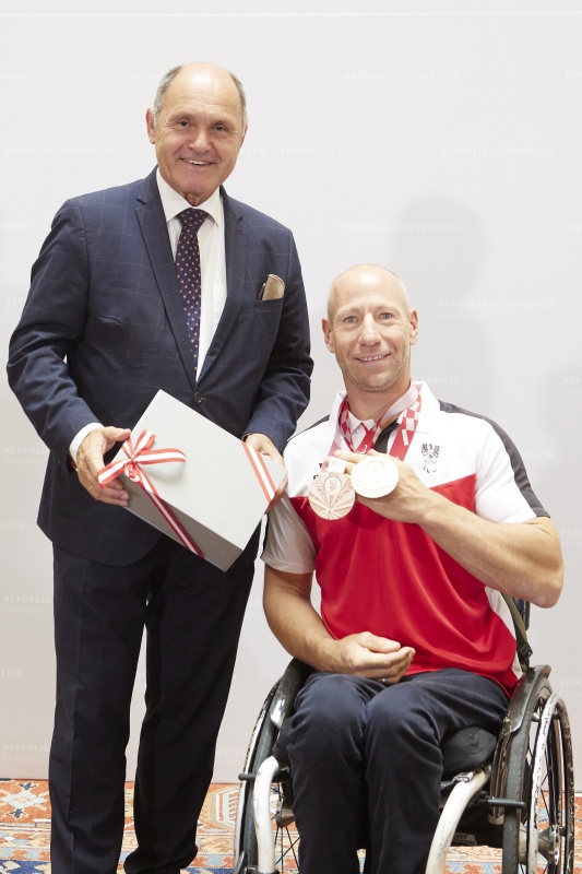 Von links: Nationalratspräsident Wolfgang Sobotka (ÖVP), Alexander Gritsch