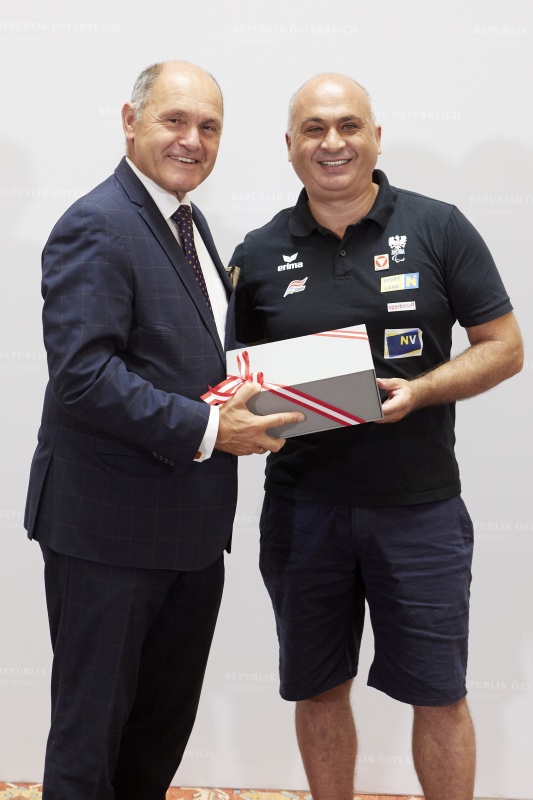 Von links: Nationalratspräsident Wolfgang Sobotka (ÖVP), Bil Marinkovic