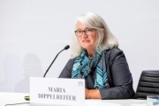 Präsentation des Buches von Maria Dippelreiter, Mitherausgeberin, Vizepräsidentin der ÖKV