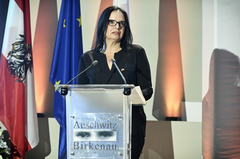 Gedenkfeier zur Eröffnung. Rede Staatssekretärin Andrea Mayer (GRÜNE)