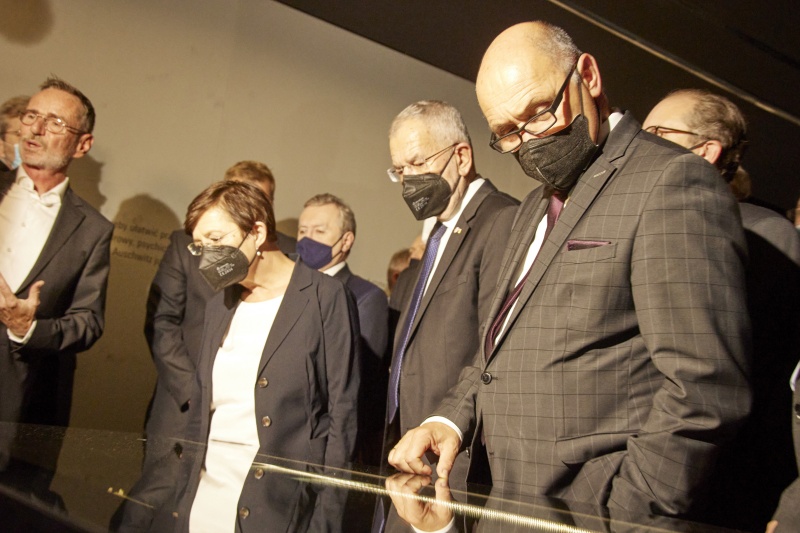 Block 17, Führung durch die österreichische Länderausstellung