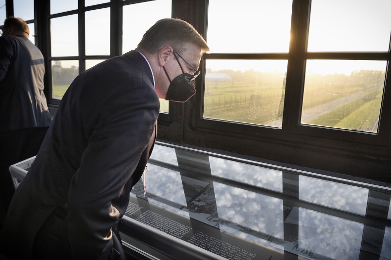 Führung durch Auschwitz-Birkenau II, Landeshauptmann Tirol Günther Platter