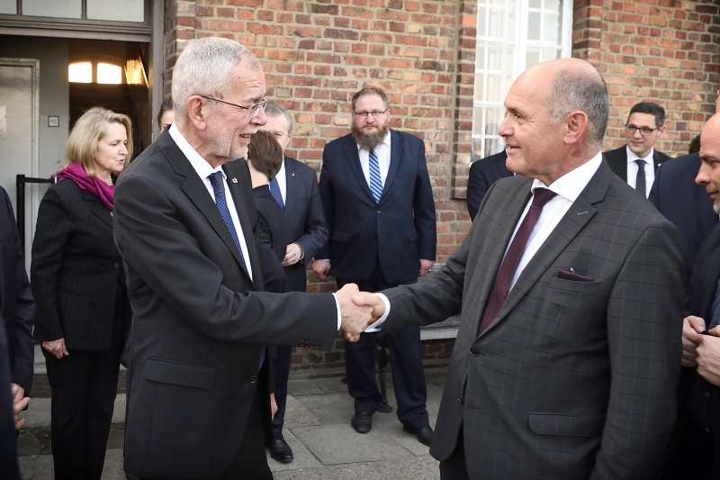 Führung durch Auschwitz-Birkenau II, von links: Bundespräsident Alexander Van der Bellen, Nationalratspräsident Wolfgang Sobotka (ÖVP)