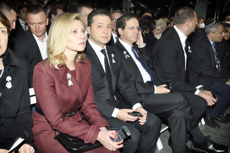 Gedenkveranstaltung, von links: Ukrainischer Präsident Wolodymyr Selenskyj, Israelischer Präsident Izchak Herzog