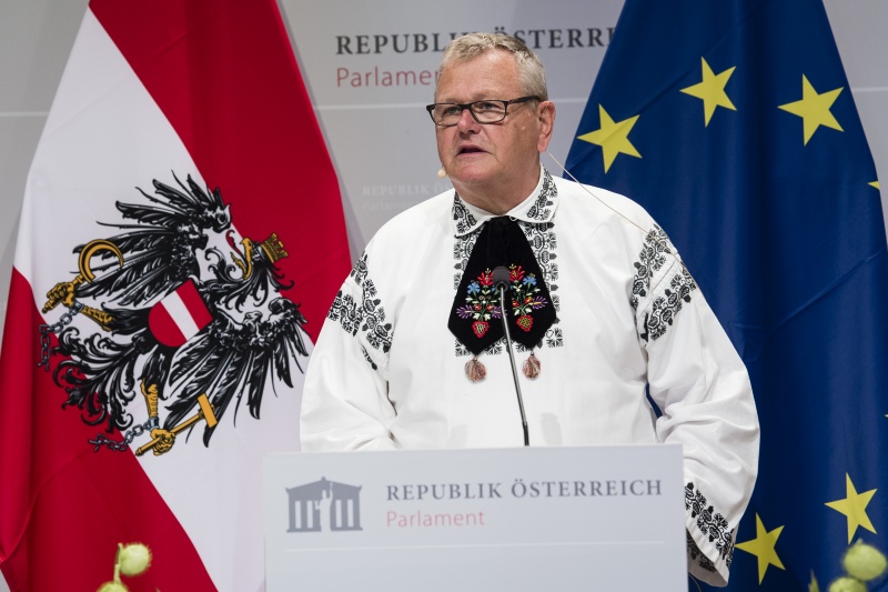 Am Rednerpult: Festkoordinator Reinhard Frank