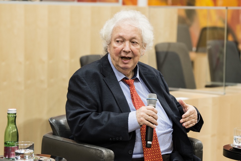 Am Podium: Historiker Peter Dusek