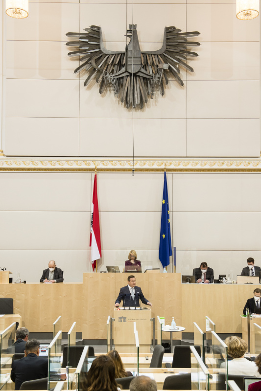 Am Rednerpult: Nationalratsabgeordneter Kurt Egger (ÖVP)