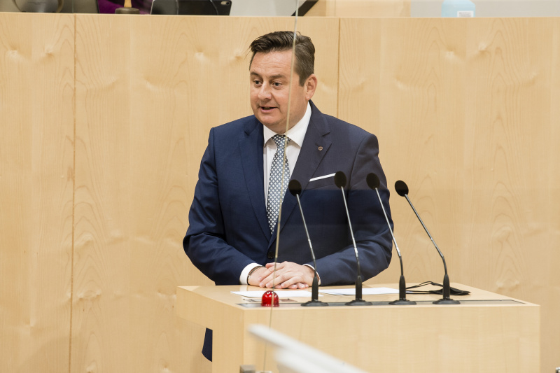 Am Rednerpult: Nationalratsabgeordneter Kurt Egger (ÖVP)