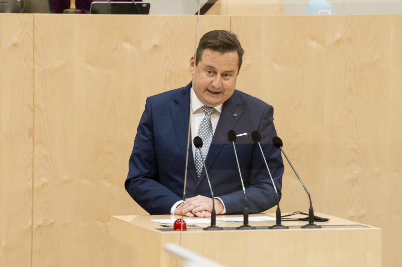 Am Rednerpult: Nationalratsabgeordneter Kurt Egger (ÖVP)