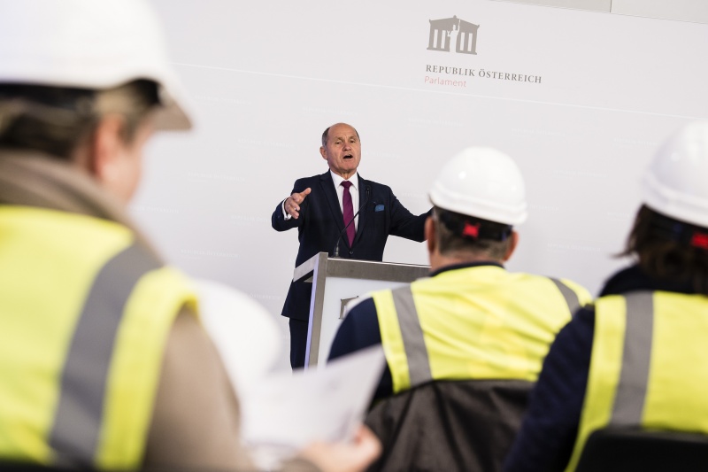 Am Rednerpult: Nationalratspräsident Wolfgang Sobotka (ÖVP)