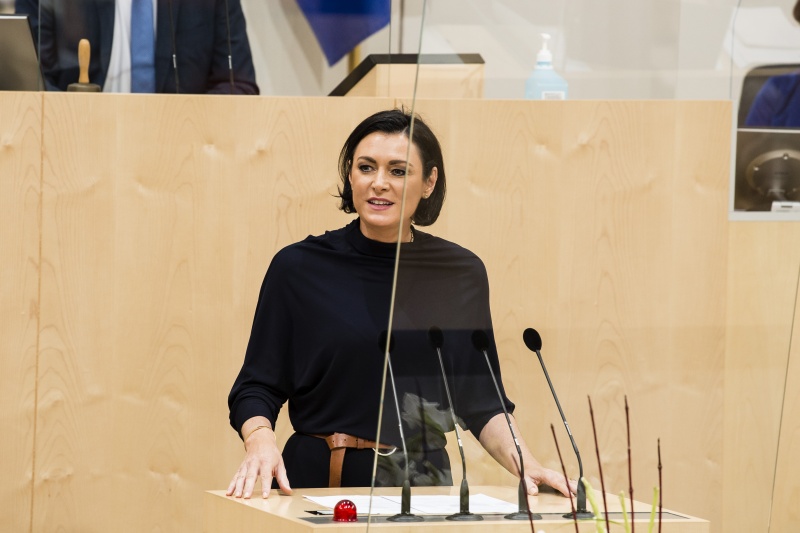 Am Rednerpult: Landwirtschaftsministerin Elisabeth Köstinger (ÖVP)