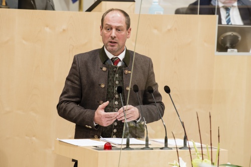 Am Rednerpult: Erster Vizepräsident der Landwirtschaftskammer Kärnten Manfred Muhr