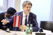 Aussprache, Nationalratsabgeordneter Helmut Brandstätter (NEOS)