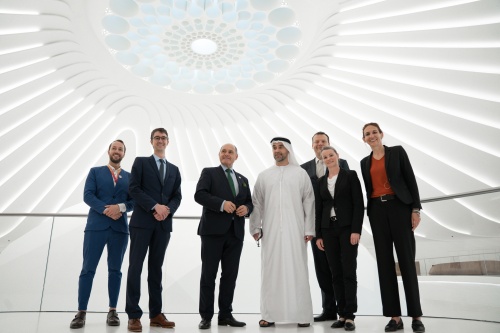 Besuch des Pavillons der Vereinigten Arabischen Emirate bei der Expo. Gespräch mit Omar Saif Ghobash Assistent Minister for Culture and Public Diplomacy, Deputy Commissioner-General of the UAE-Pavilion